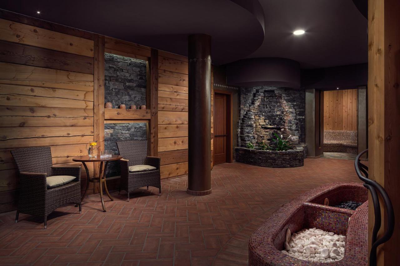 Golf & Spa Kuneticka Hora Dritec Екстериор снимка