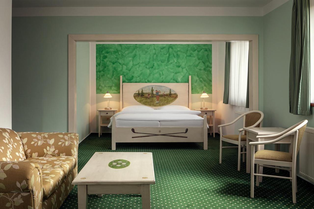 Golf & Spa Kuneticka Hora Dritec Екстериор снимка